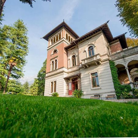 Villa Confalonieri แมนเดลโล เดล ลาริโอ ภายนอก รูปภาพ