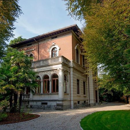 Villa Confalonieri แมนเดลโล เดล ลาริโอ ภายนอก รูปภาพ