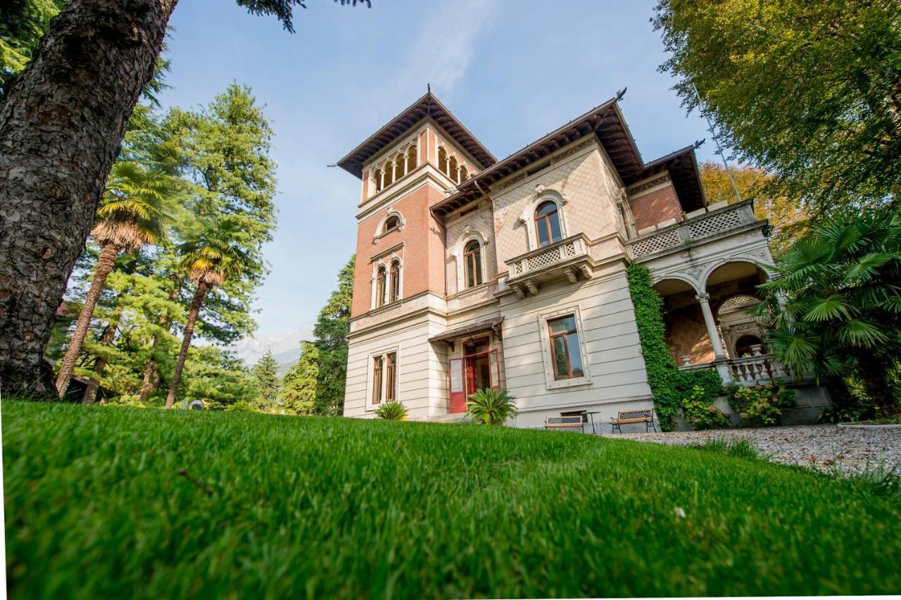 Villa Confalonieri แมนเดลโล เดล ลาริโอ ภายนอก รูปภาพ
