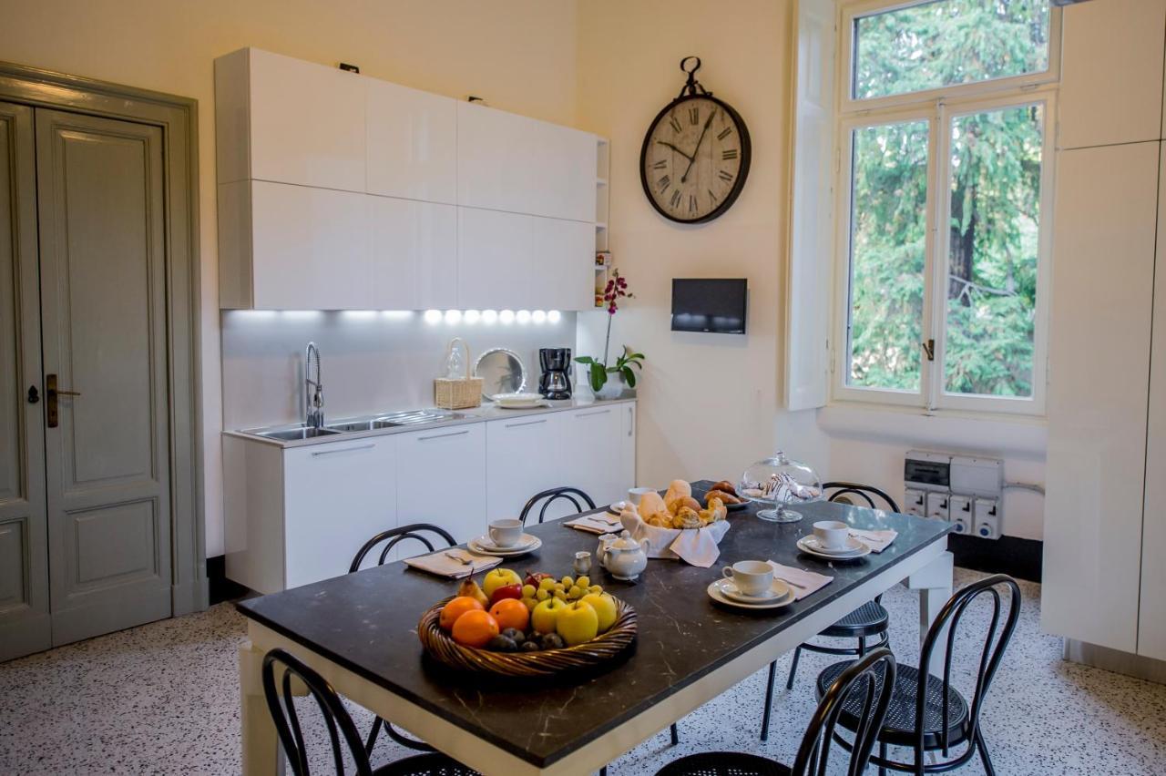 Villa Confalonieri แมนเดลโล เดล ลาริโอ ห้อง รูปภาพ