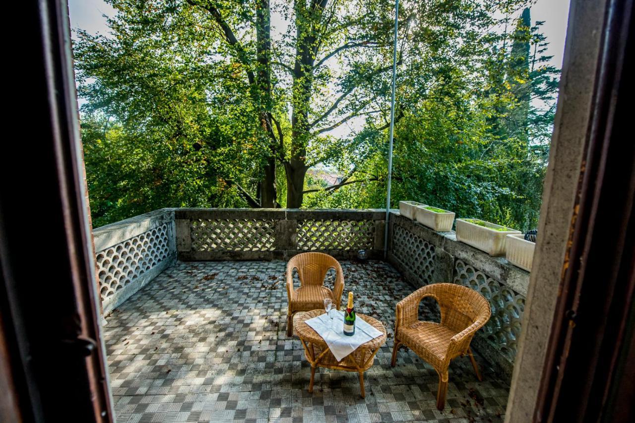 Villa Confalonieri แมนเดลโล เดล ลาริโอ ภายนอก รูปภาพ